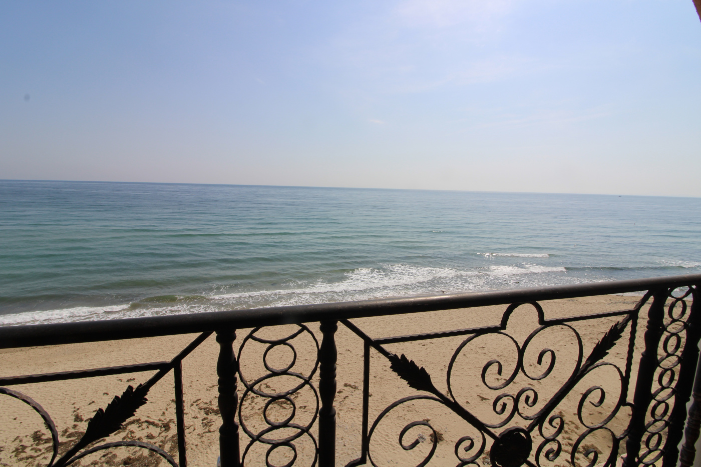Atrium Beach апартамент B 403