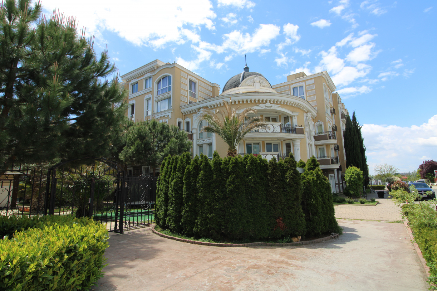Messembria Palace Апартхотел