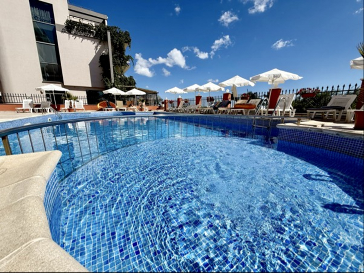 Carina Beach Апартхотел