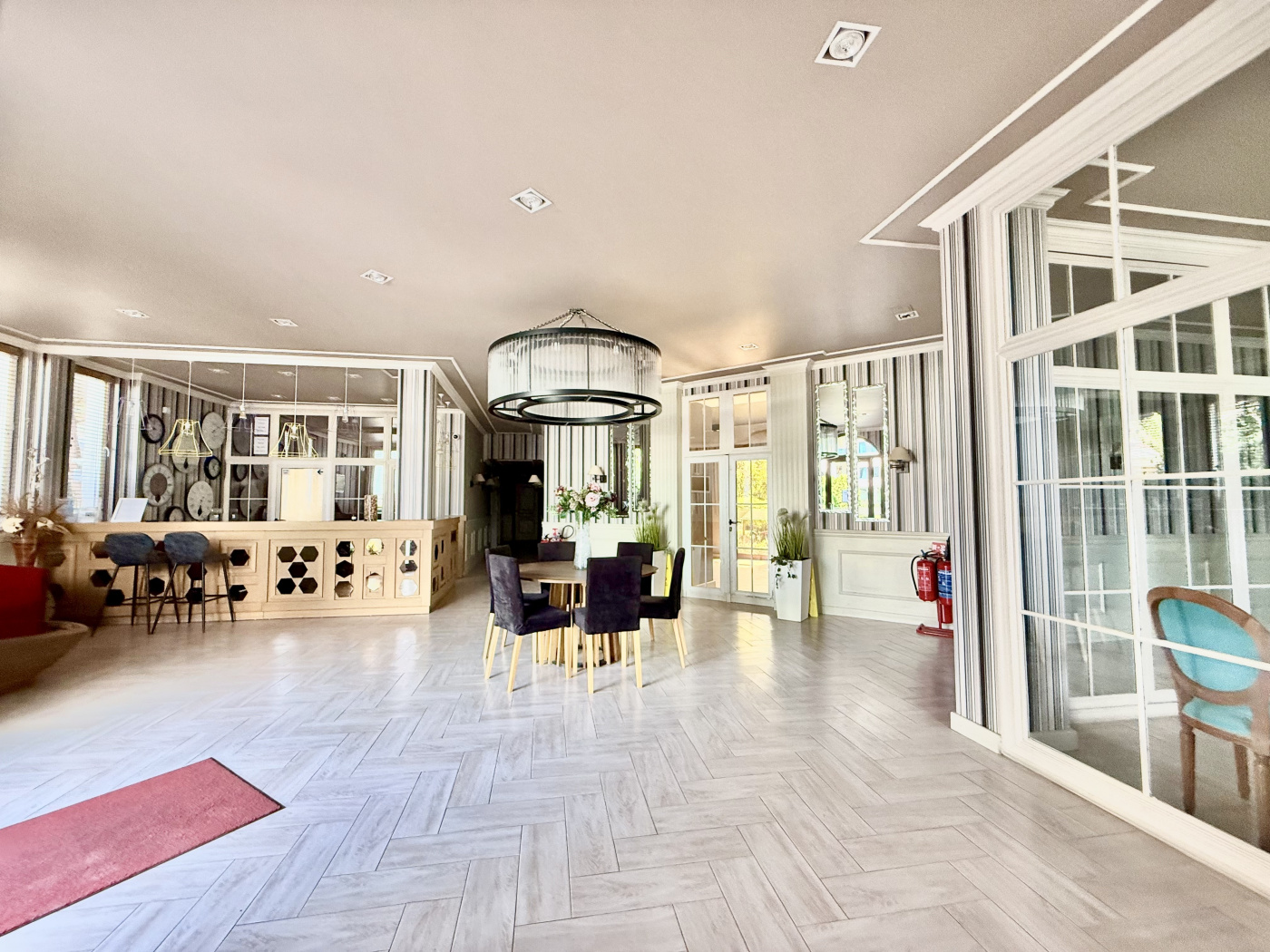 Messembria Palace Апартхотел