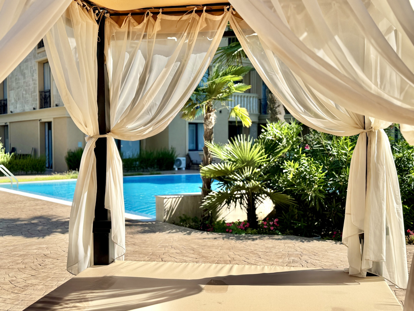 Aphrodite Green Апартхотел