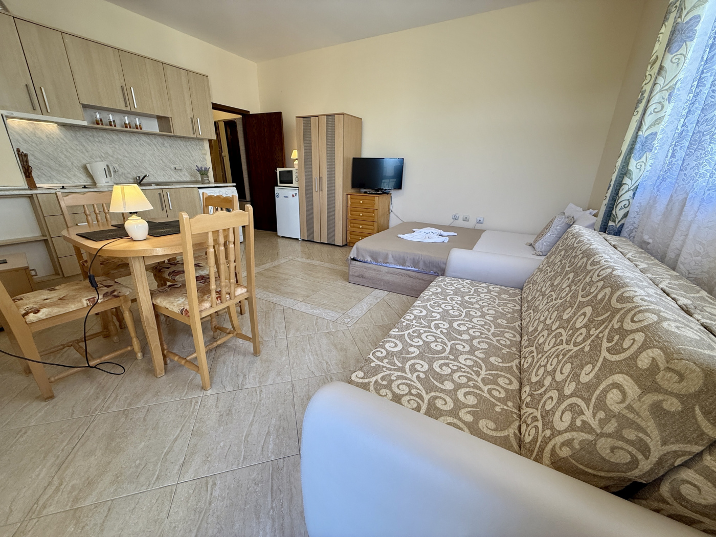 Sunny Sea Palace апартамент 411